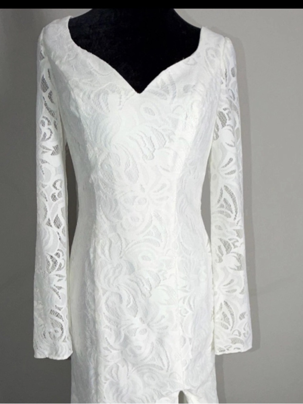 White Long-Sleeve Lace Dress with Sweetheart Neckline